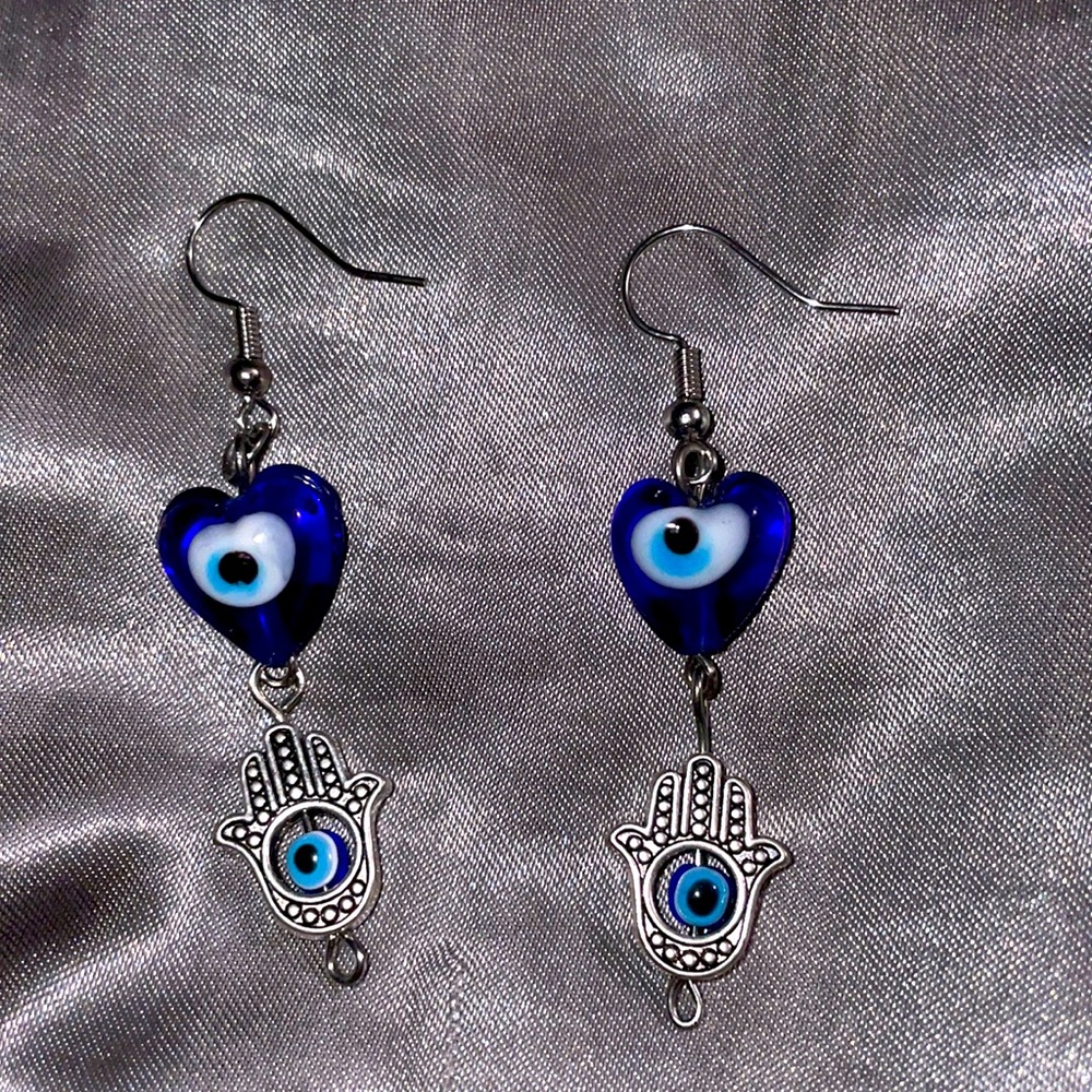 Evil eye earrings🧿🪬